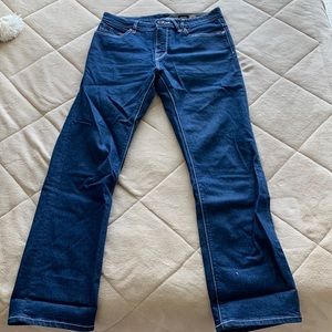 Volcom kinkade jeans size 32